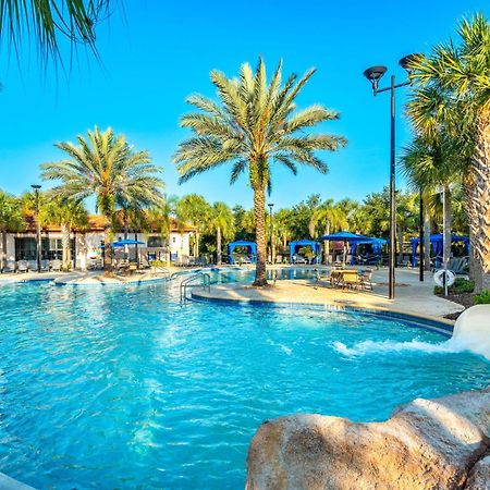 Villatel Village At Solterra Resort Davenport Bagian luar foto